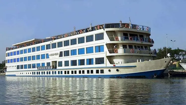 Exterior view of the Kon Tiki Nile cruise ship